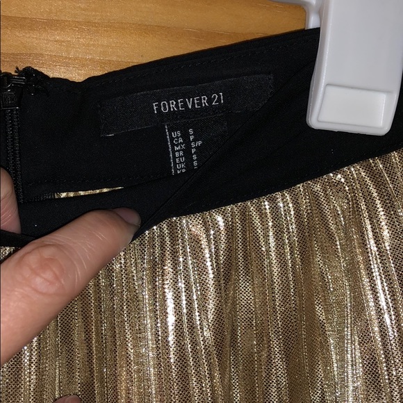 Forever 21 skirt - Picture 5 of 16